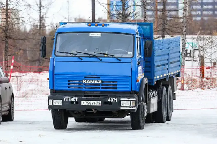 kamaz_53215