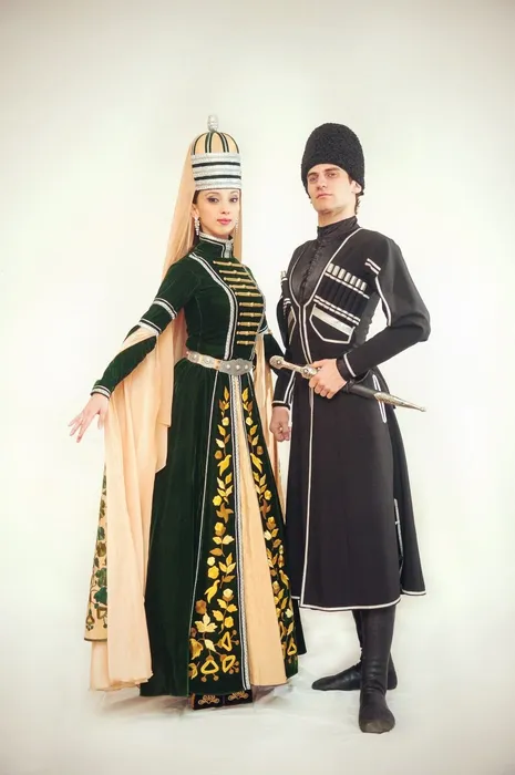 1615874329_9-p-osetinskii-natsionalnii-kostyum-9